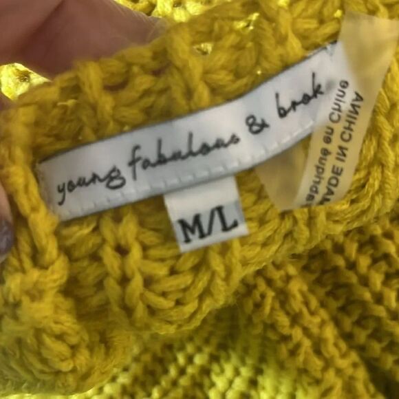 Young Fabulous & Broke Yellow Cable Knit Distressed Hem/Sleeve Sweater, size M/L - Picture 7 of 9